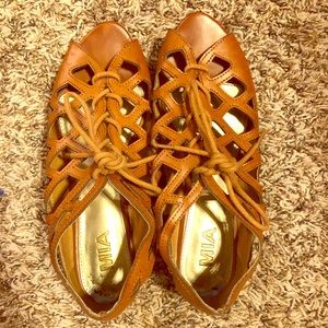 7.5 Mia sandals